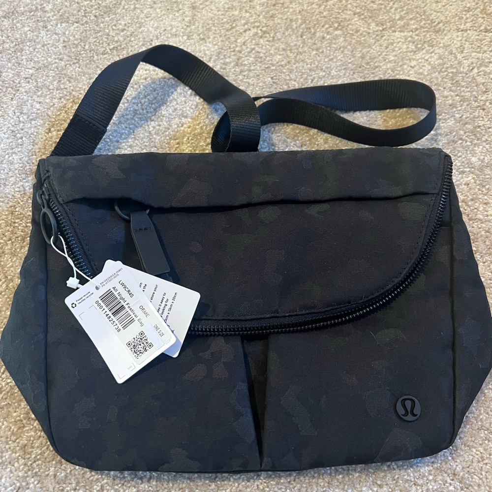 LULULEMON All Night Festival Bag 5L in Camo jacquard black deep coal